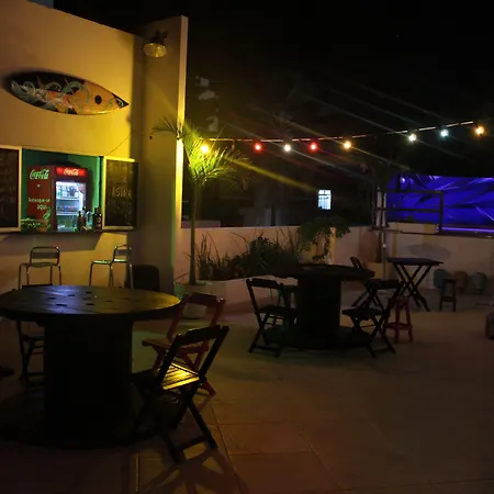 Farol Da Barra Suites E Hostel-3