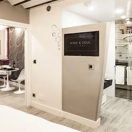 Wine & Soul Suites-2