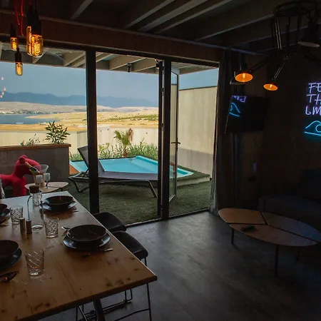 Noa Island Retreat-2
