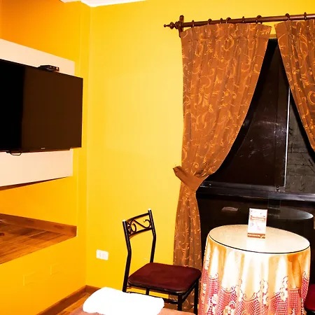 Solis Dies Hotel-2