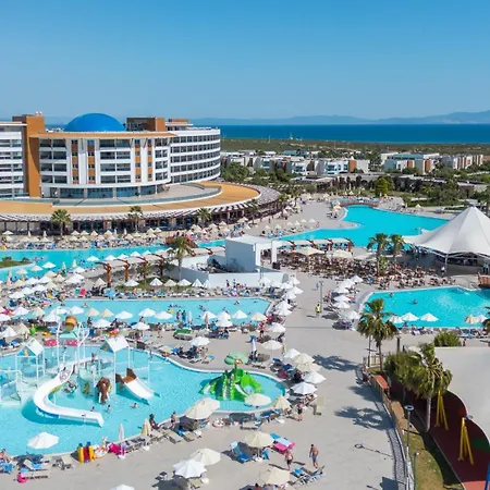 Aquasis De Luxe Resort & Spa-3