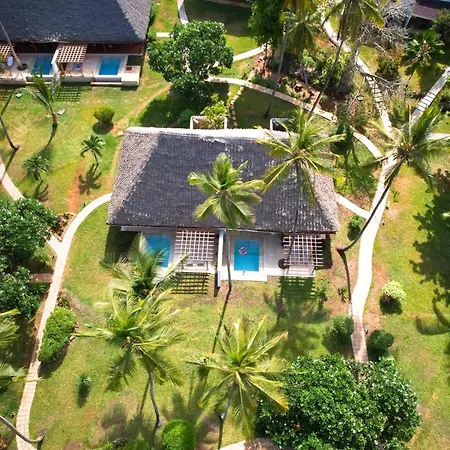 Bluebay Beach Resort & Spa-3