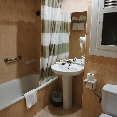 Hotel Brisamar Suites-3