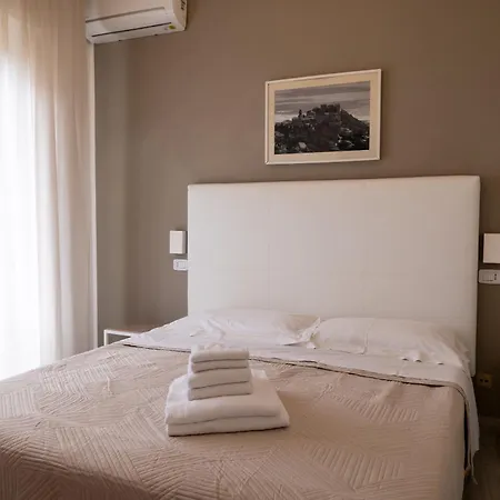 Hotel Mirella-3