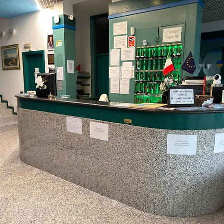 Hotel Plaza-2