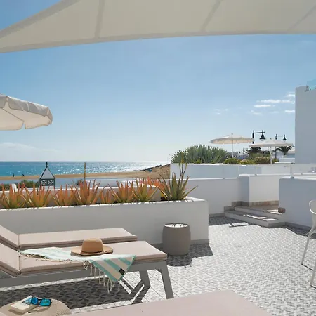 La Concha Boutique Apartments - Adults Only-3