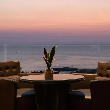 Moevenpick Hotel Beirut-2