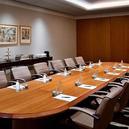 Moevenpick Hotel Beirut-3