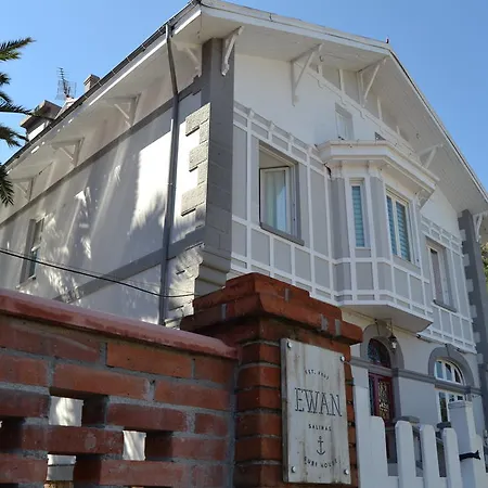 Alamar Salinas House-3