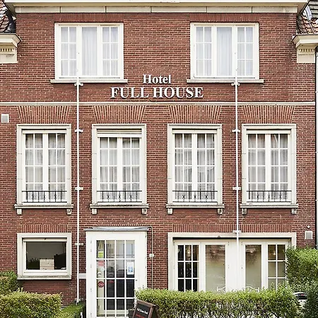 Full House Hotel-3