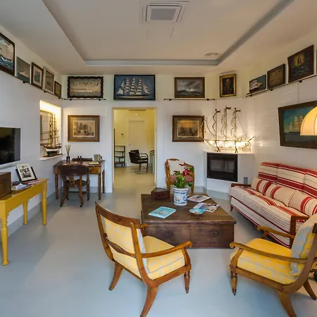 Yacht Club Capo Cervo Suites B&B-2