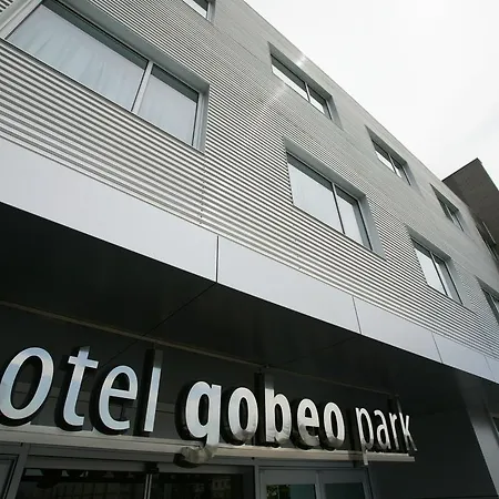 Gobeo Park-2