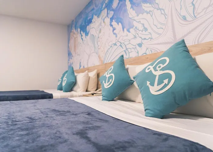 Hotel do aeroporto: Sea Colors Hotel