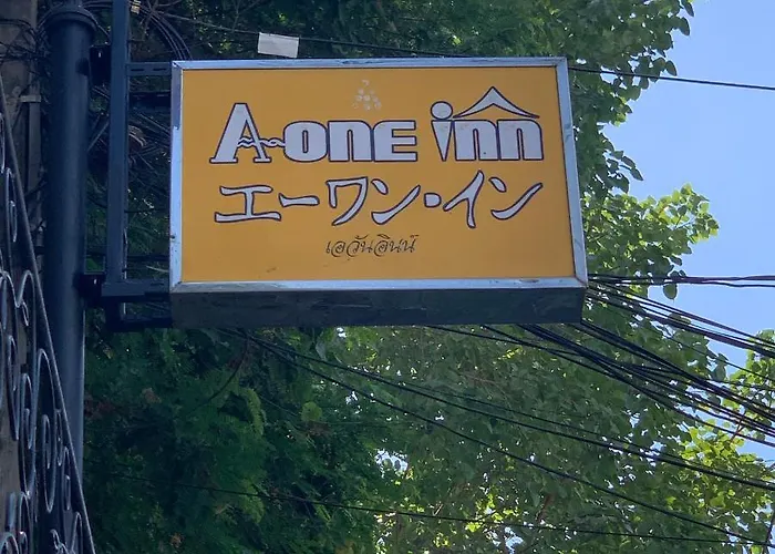 Hotel near College: A-One Inn