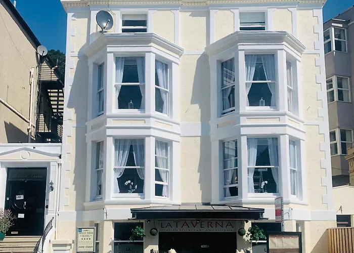 Central hotel: Bella Vista