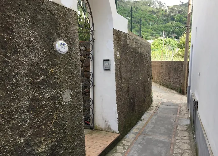 Cheap hotels Casa Adriana