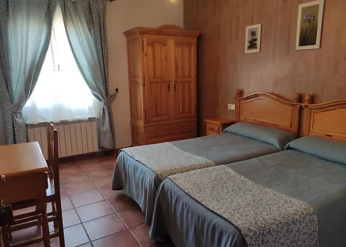 Hotel cerca del colegio: Casa Rural IRIS