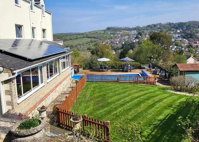 4 star hotel: St Andrews House B&B