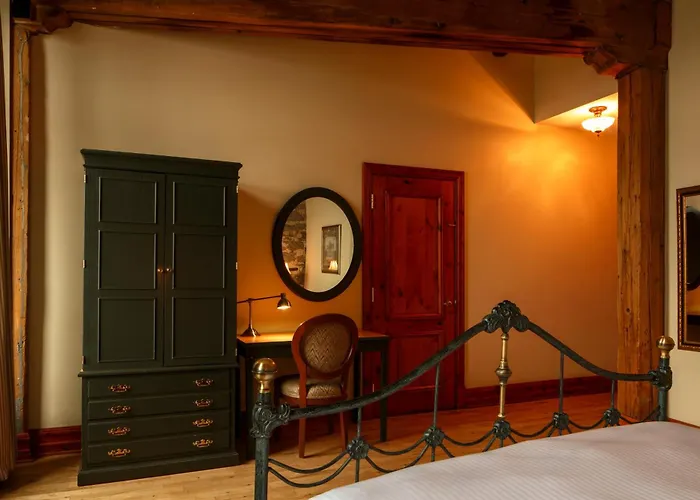 Boutique hotel only: Auberge Du Vieux Port By Gray Collection