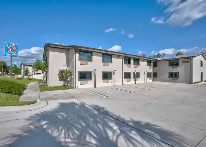 Motel 6-, Fl
