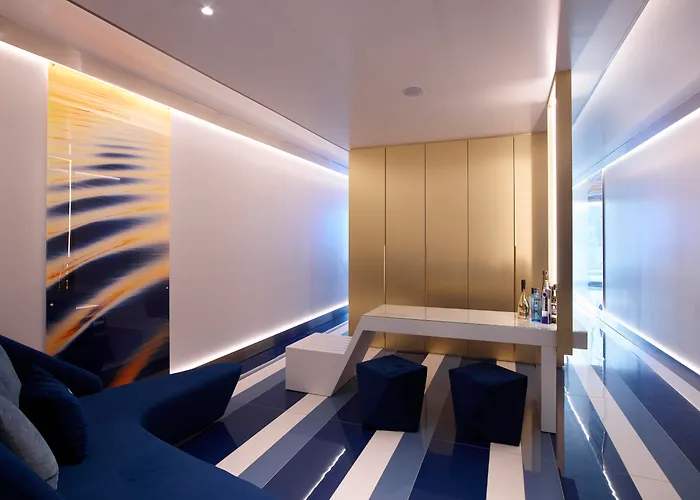 I Beach & Spa (Adults Only)