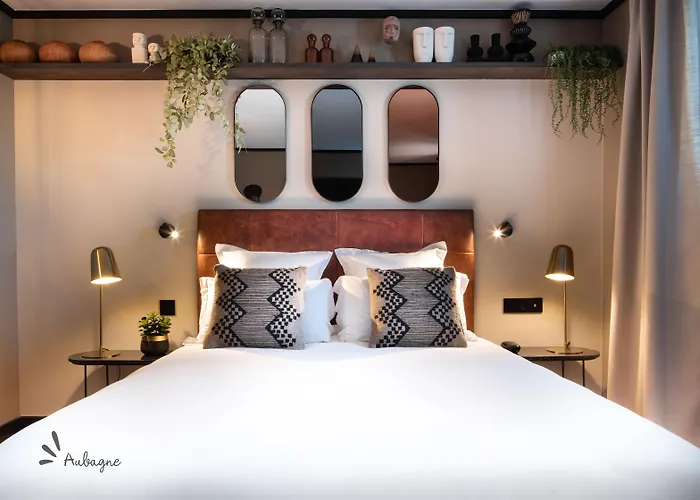 Maisons Du Monde & Suites - Vieux Port