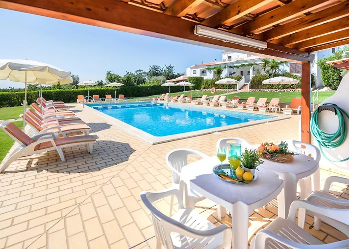 Alojamentos: Apartamentos Flor Da Laranja, Albufeira By Algarveblossom