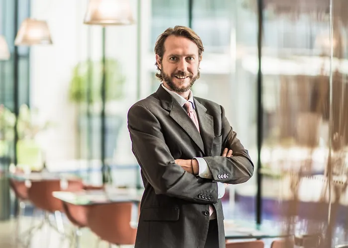 Hotel with view: Una Hotels T Hotel Cagliari