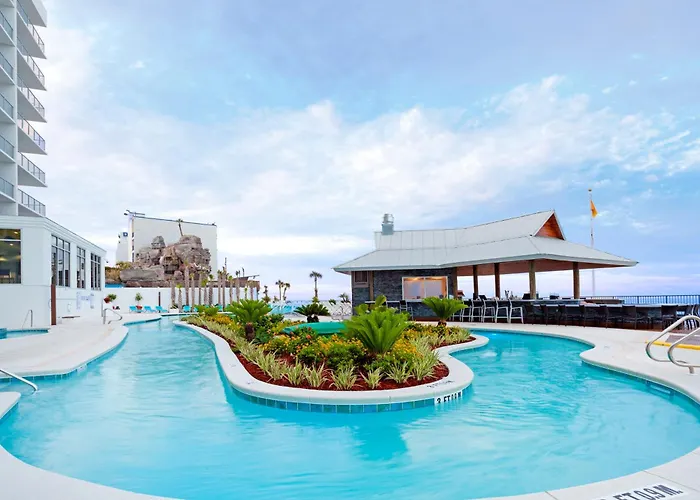 Holiday Inn Express & Suites - Beachfront By Ihg