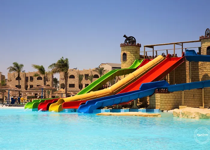 Hotel familiar: Royal Lagoons Resort & Aqua Park Families And Couples Only