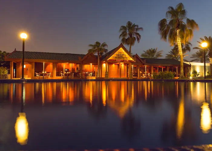 Dubai Marine Beach Resort & Spa