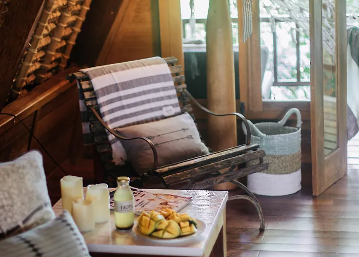 Resort: S Resorts Hidden Valley Bali