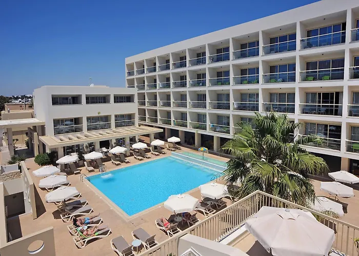 Hotel familiar: Nelia Gardens