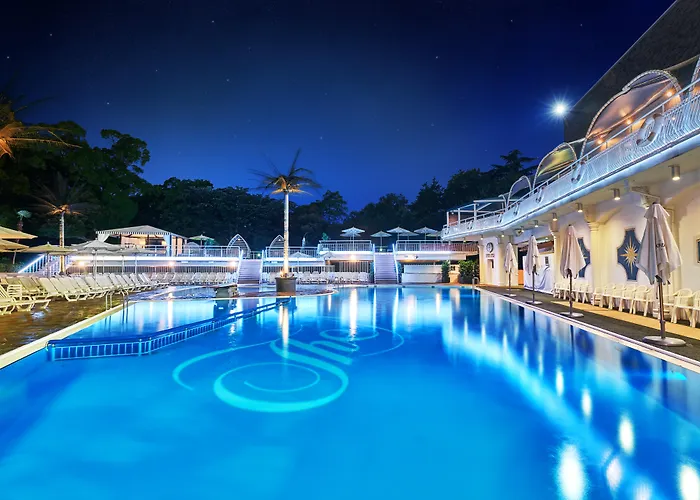 Hotel con tenis: Hotel New Otani Tokyo Garden Tower