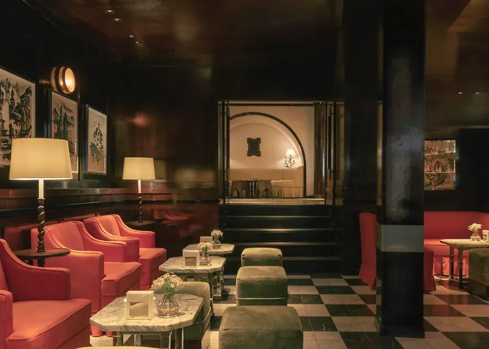 In Luxury hotels La Ponche