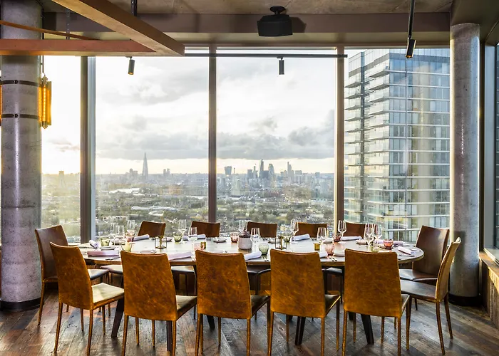  Novotel London Canary Wharf