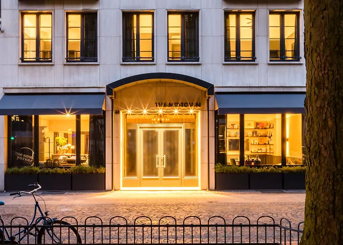 Resort: The Midtown Hotel