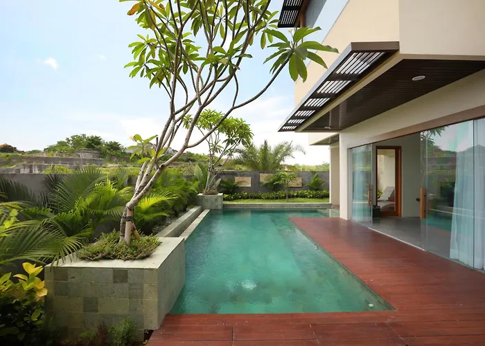 Villa: The Miracle Villa Nusa Dua