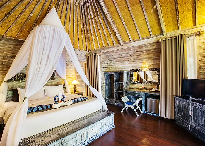 Palm Grove Villas