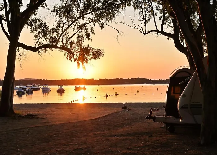 Campeggio: Camping Les Ilots D'Or