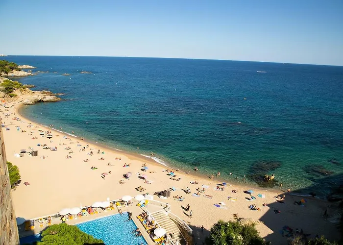 Hotel con vistas: Htop Caleta Palace #Htopbliss