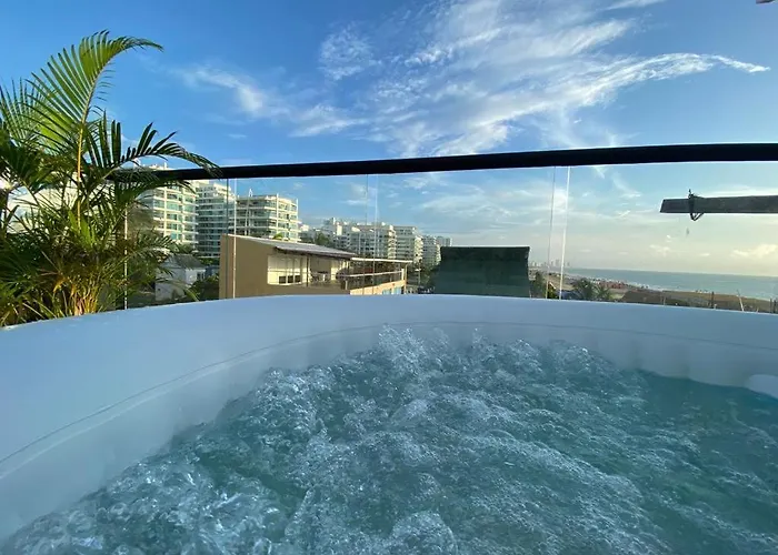 Hotel Jacuzzi: Casa Colors