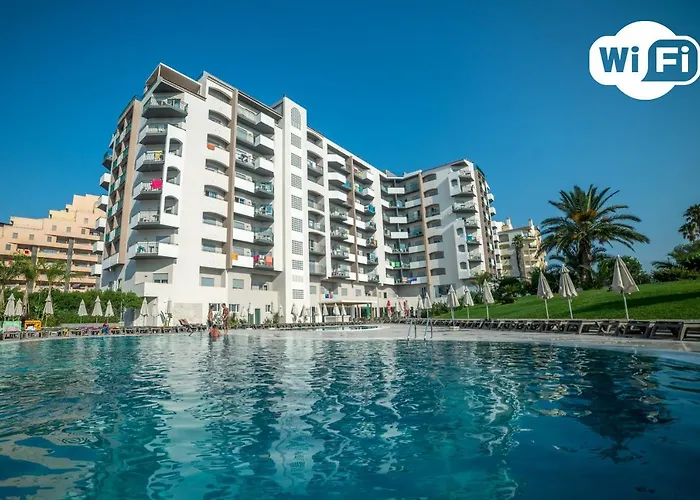 Hotel: Flor Da Rocha