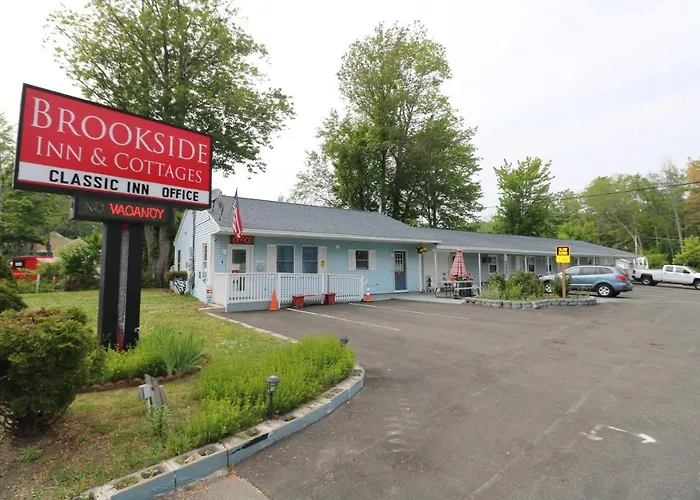 Motel: Brookside Inn & Cottages