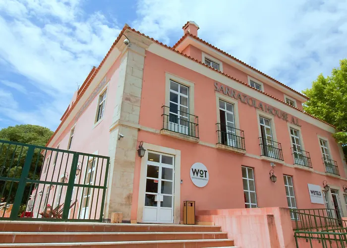 Hotel de 3 estrelas: Sarrazola House