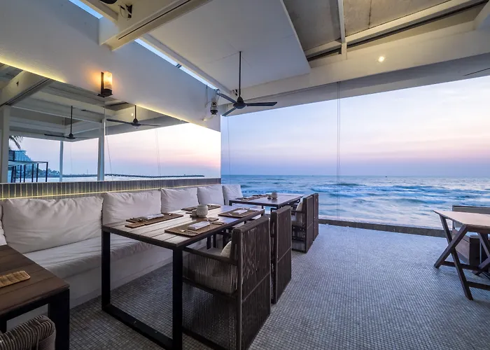 Luxury hotel only: Putahracsa Hua Hin