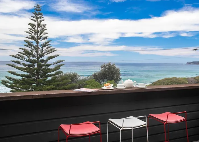 The Glass House Mollymook Beach