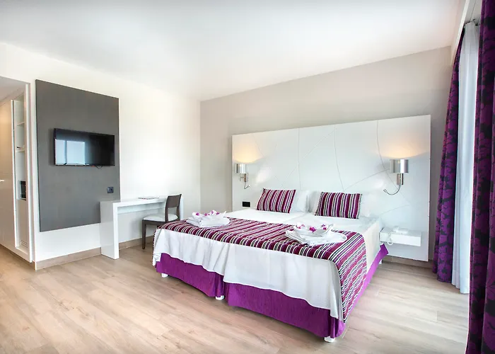 Hotel familiar: Mar Hotels Playa Mar & Spa