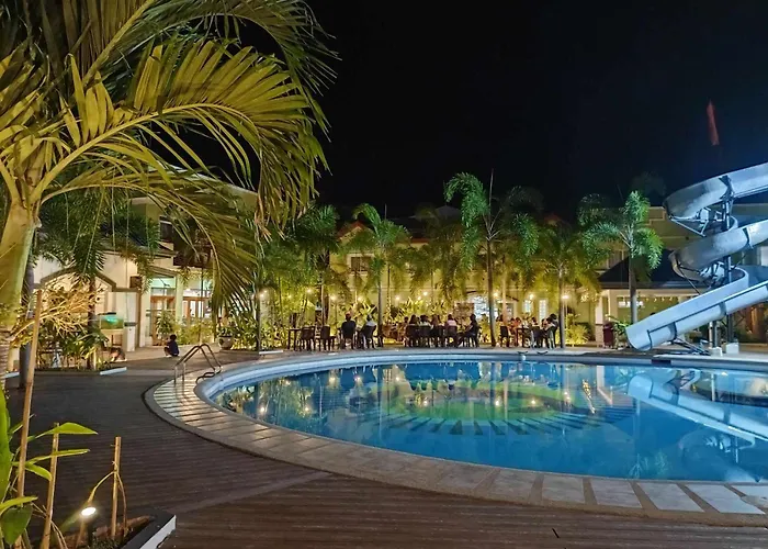 Golf hotel: Marand Family Resort