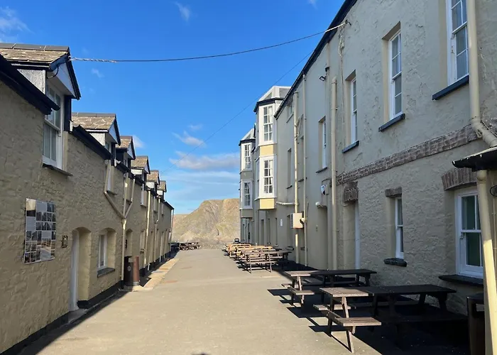 Romantic hotel: Hartland Quay Hotel
